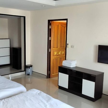 T3 Residence Bangkok Esterno foto