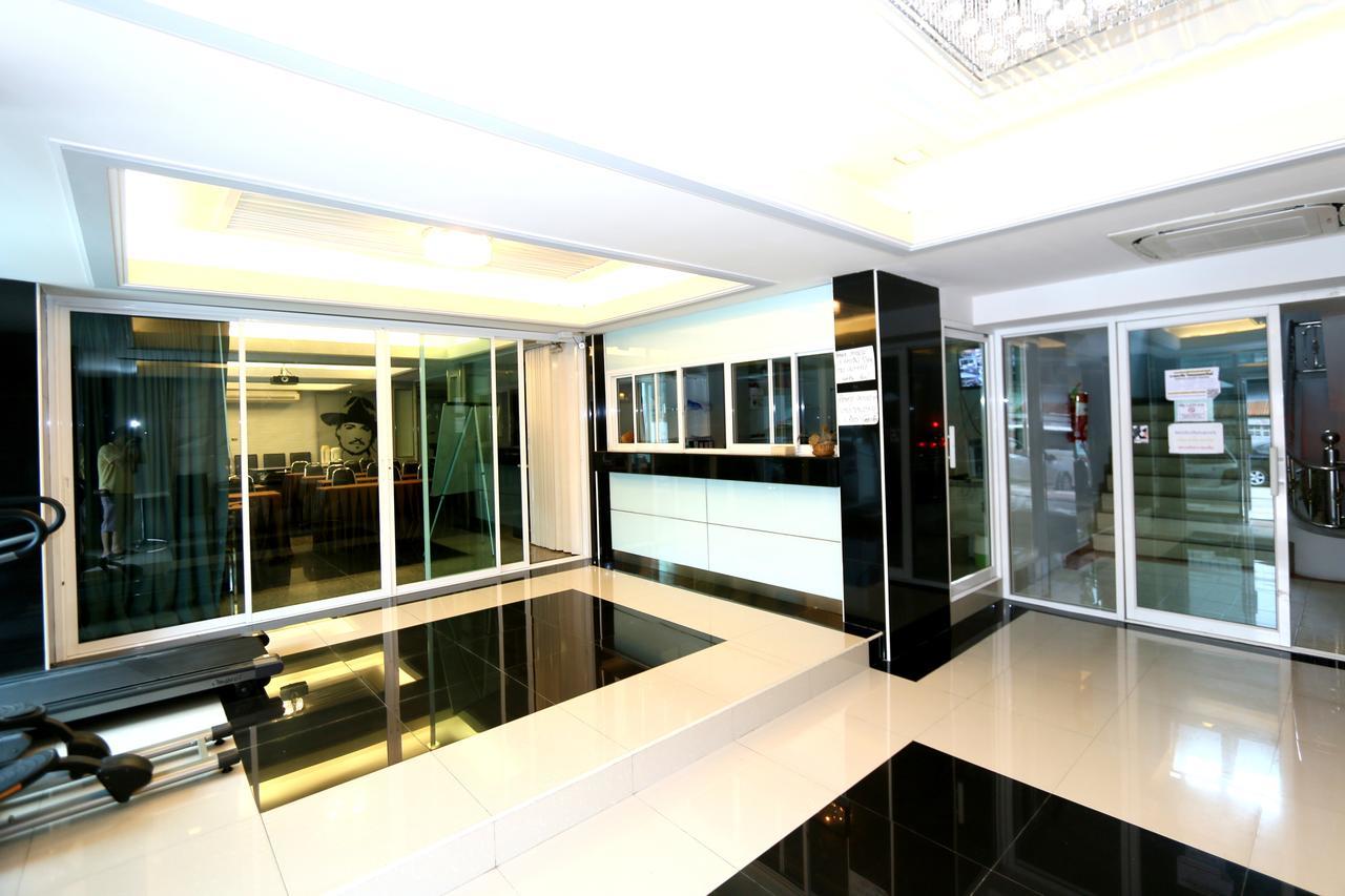 T3 Residence Bangkok Esterno foto