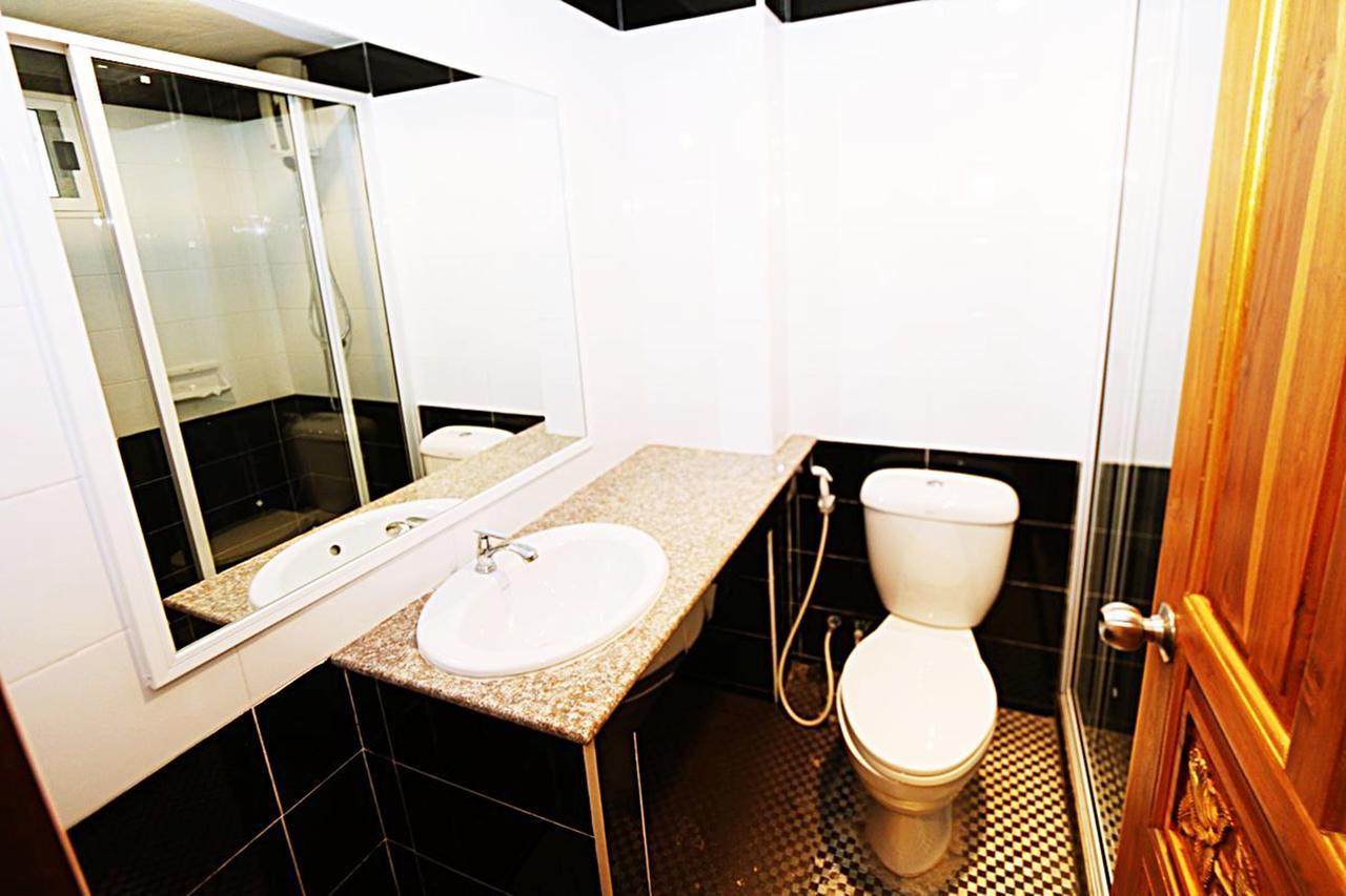 T3 Residence Bangkok Esterno foto